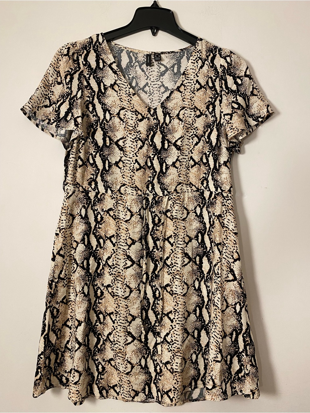 Vero Moda Snake Print V-Neck Short Sleeve Dress